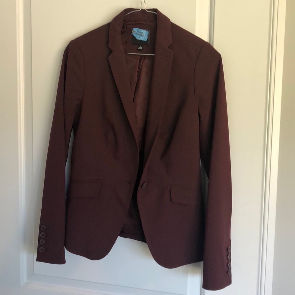 Runs big! The Limited maroon suit coat